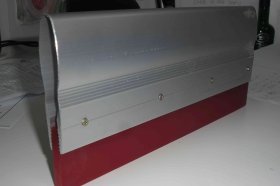 Ergonomic Aluminun handle with 60mmx9mm medium squeegee blade